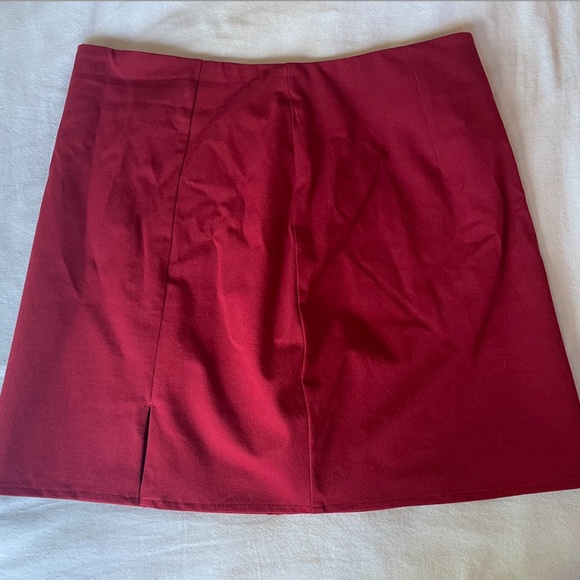 Old Navy Red Pixie Mini Skirt - Picture 3 of 3